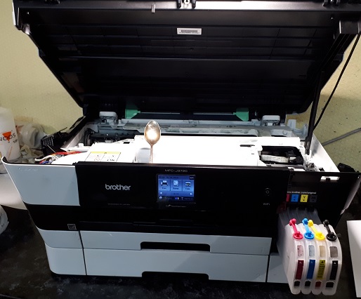Как исправить Brother MFC-J3930DW, если принтер не включается