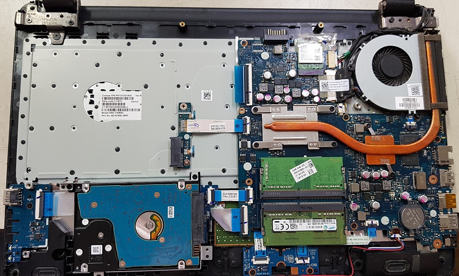 ремонт ноутбука HP 15-ba028ur